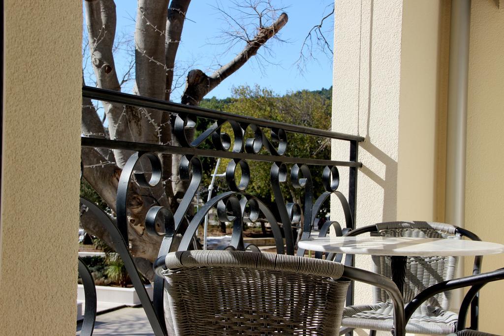 Vasiliki Seaside Apartments Petrovazzo Esterno foto
