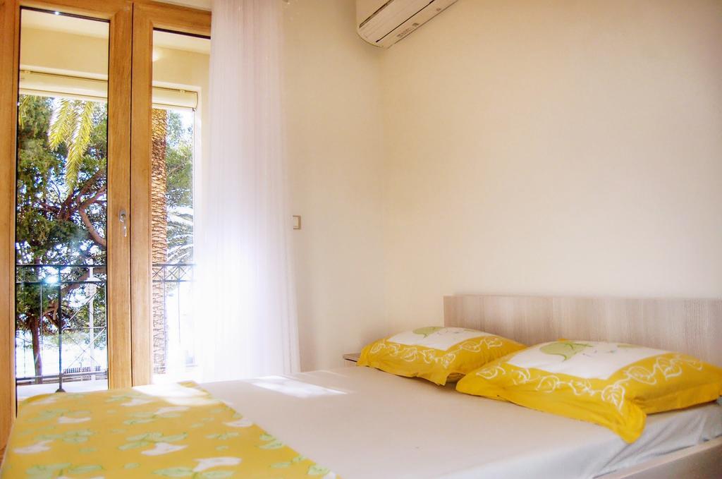 Vasiliki Seaside Apartments Petrovazzo Esterno foto